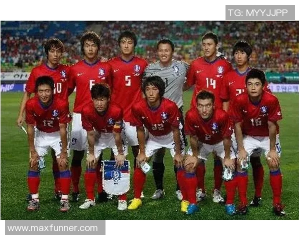 韩国足球明星现役阵容解析与未来发展展望